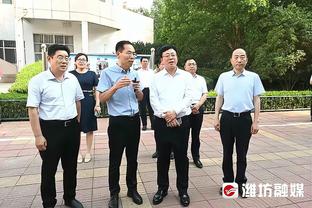 ?波波发短信打趣穆雷：你出手了TM的44次 把那该死的球传出去